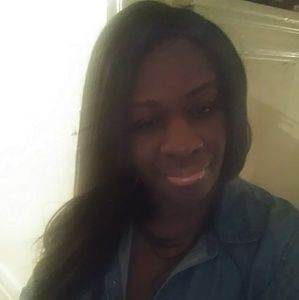 Meet your Posher, Celeste